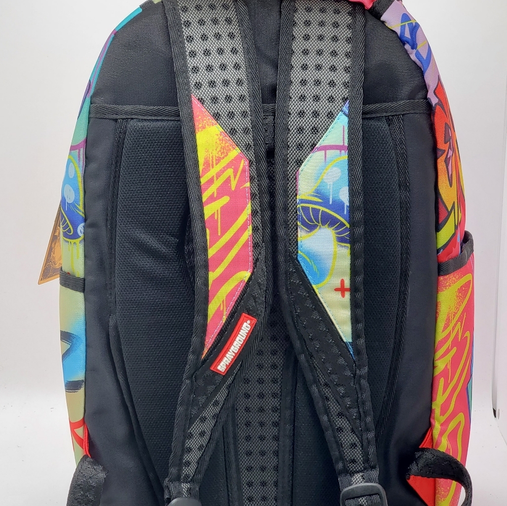 Sprayground x The Smurfs Papa on the run Backpack New. - Picture 6 of 9